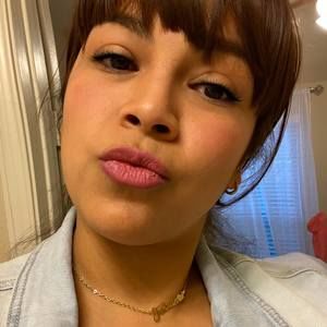 Meet your Posher, Andreina